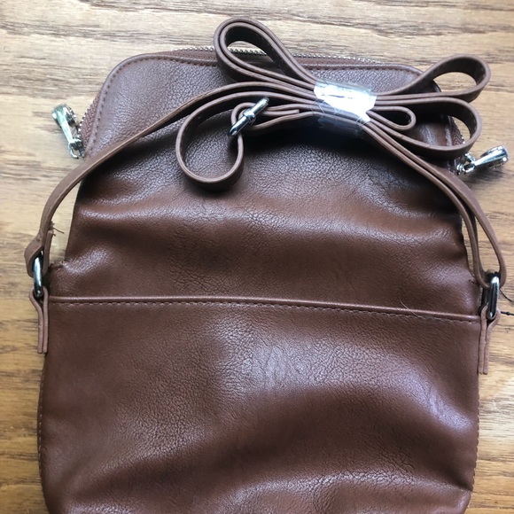 Kenneth Cole reaction mini crossbody - Picture 4 of 9